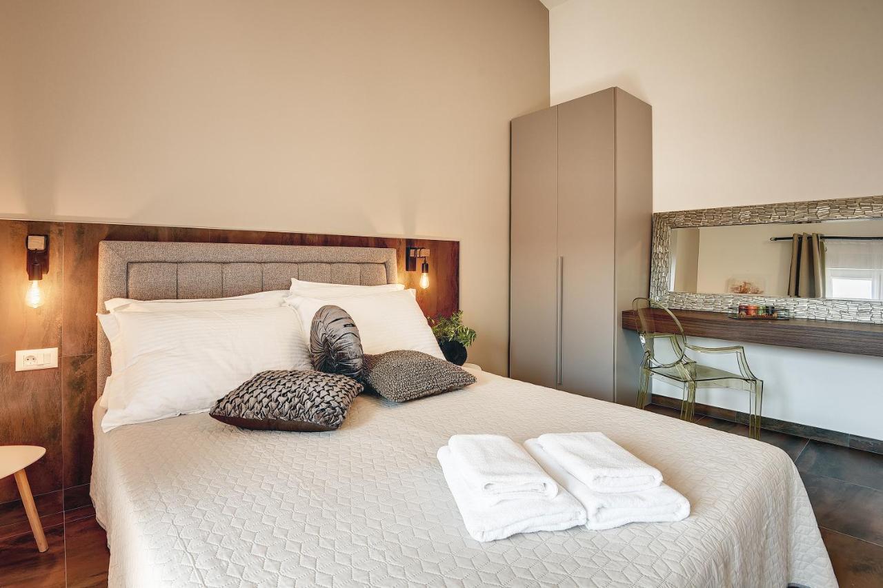Vila Una With Private Pool Near Rovinj - Open 2022 Rovinjsko Selo Exterior foto